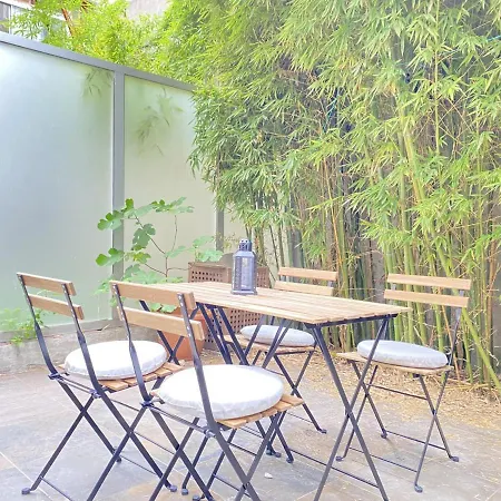Sleek And Central Flat With Backyard In Sisli Κωνσταντινούπολη