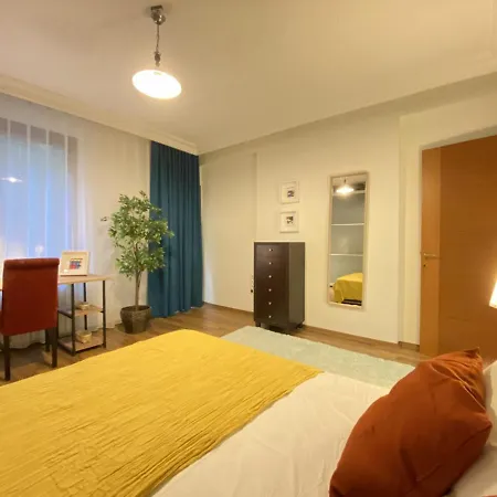 Διαμέρισμα Sleek And Central Flat With Backyard In Sisli Κωνσταντινούπολη